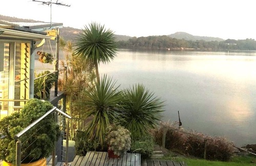 Bar Point Casa | river specials .DYARUBBIN. fireside living HAWKESBURY RIVER spectacular views