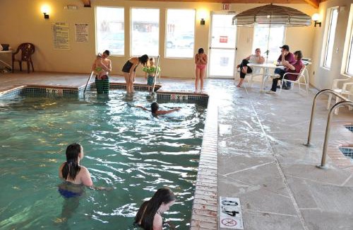 Osceola Hotel | River Valley Inn & Suites