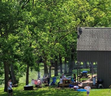 Caplinger Mills Casa | Riverfront Getaway Cabin #4 - Sleeps 5