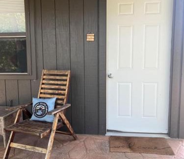 Caplinger Mills Casa | Riverfront Getaway Cabin #4 - Sleeps 5