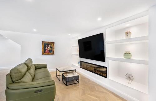 Pleasure Point Casa | Riverfront Oasis Spacious 5BR Luxury w 10m Pool