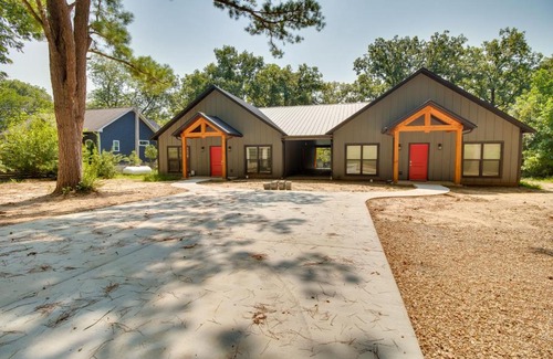 Mountain Home Casa | Riverfront Salesville Cabin Rental with Shared Dock!