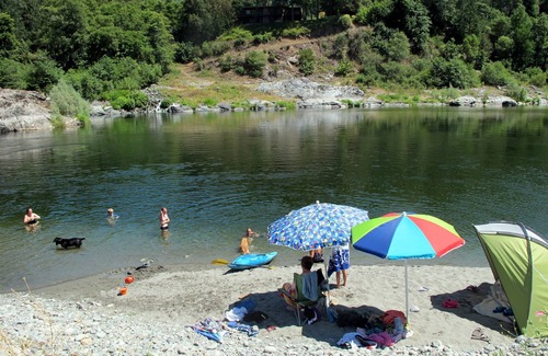Orleans Cabina | cabina de río, en las montañas de Klamath