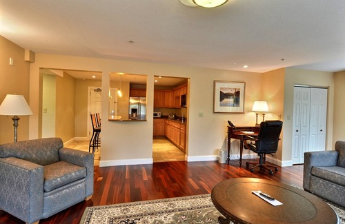 West Chesterfield Hotel | Riverside Hotel, Ascend Hotel Collection