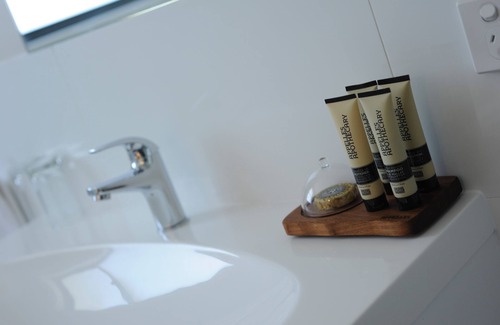 Cattai Hotel | Riverside Oaks Golf Resort