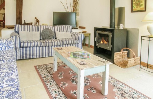 La Barde Casa | Riverside Retreat