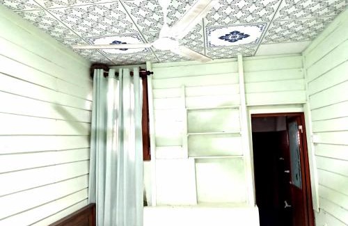 Kithulgala Hotel | Riverview Cottage