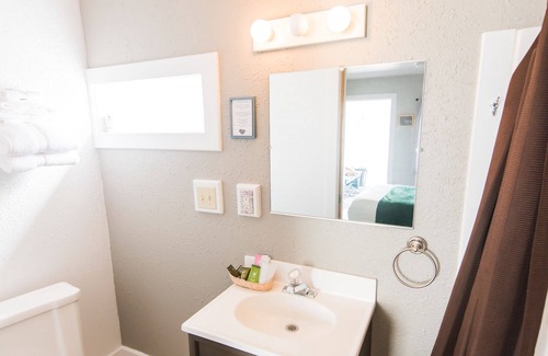 Chelan Hotel | Riverwalk Inn