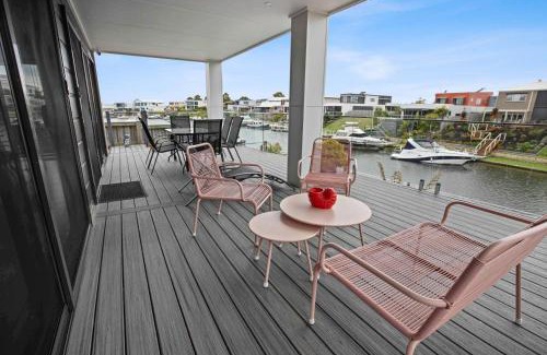 Paynesville Casa | Riviera View