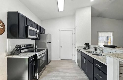 Graford Casa | Roasted Marshmallow Lake Escape