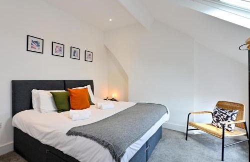 Caerau Apartamento | Roath - Modern Flat Near City Centre WParking Pass the Keys