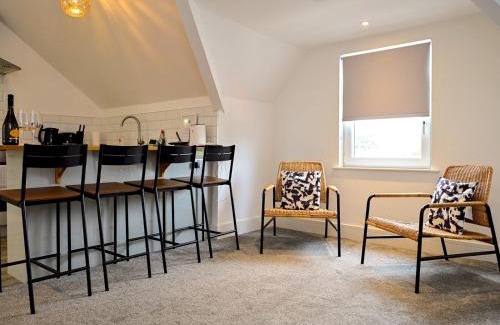 Caerau Apartamento | Roath - Modern Flat Near City Centre WParking Pass the Keys