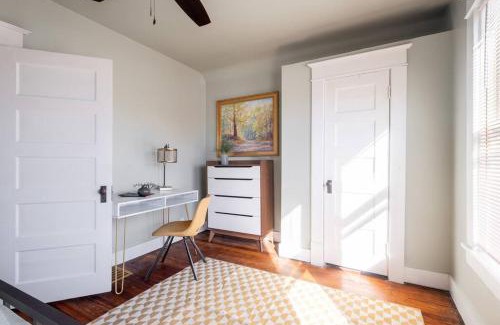 Columbus Casa | Robin's Egg, Private Downtown, Pet-Friendly Gem