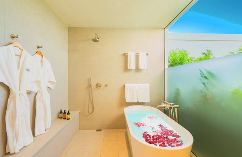 Providenciales Hotel | Rock House