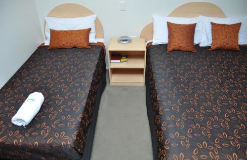 Allenstown Hotel | Rocky Gardens Motor Inn Rockhampton