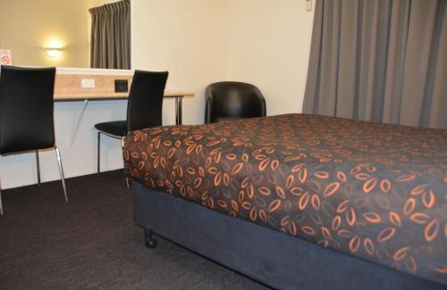 Allenstown Hotel | Rocky Gardens Motor Inn Rockhampton