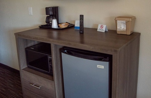 Merced Hotel | Rodeway Inn Near University-Gateway to Yosemite