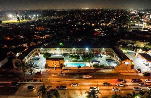 South Gate Hotel | Rodeway Inn South Gate - Los Angeles South