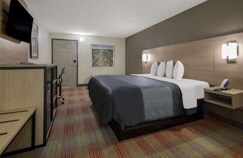 Ardmore Hotel | Rodeway Inn