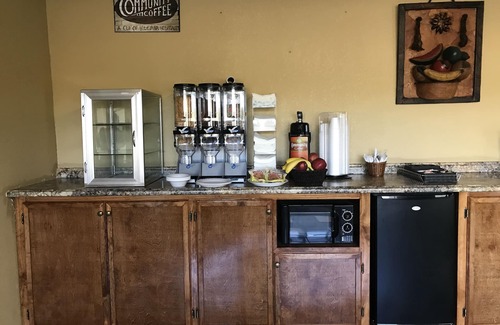 Hazlehurst Hotel | Rodeway Inn