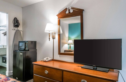 Hopkinsville Hotel | Rodeway Inn