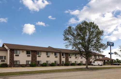 Wahpeton Hotel | Rodeway Inn Wahpeton