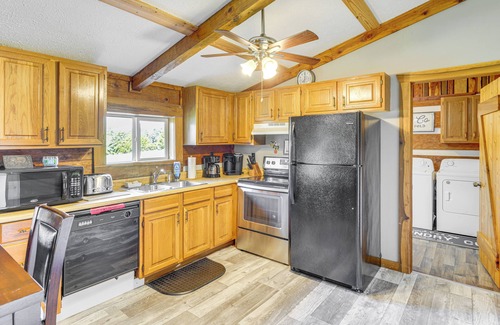 Rogersville Apartamento | ¡NUEVO! Apartamento Rogersville en 27 acres con estanque!