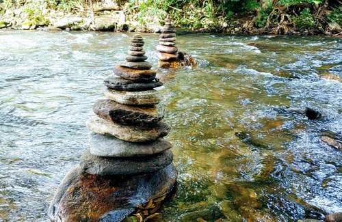 Maggie Valley Hotel | Rolling Brook Inn