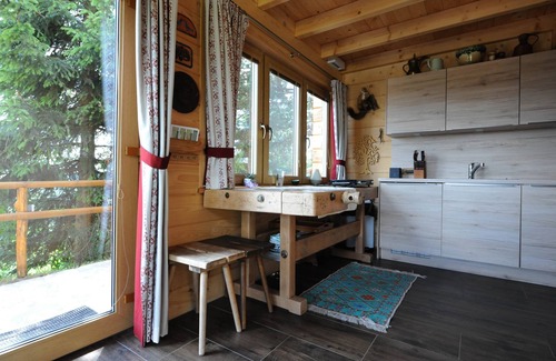 Ratten Chalet De Esquí | Romantic cabin, wellness, nature and luxury