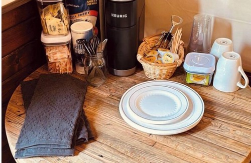 Sevierville Alquiler De RV | Romantic Luxury Under the trees