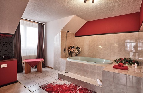 Bad Saeckingen Apartamento | Romantic suite for a maximum of 2 people