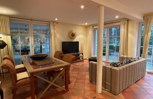 Kressbronn Complejo | Romantic villas right next to Schlössle Park, 2 minutes' walk to the beach