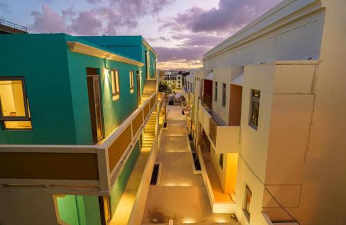 Puerta de Tierra Hotel | Romeo Hotel LGBTQ