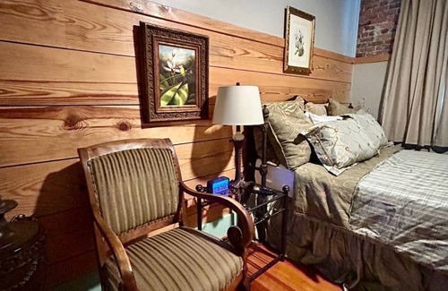 Carthage Hotel | Room 6 (sleeps 2) at Chipley's Squareview Inn