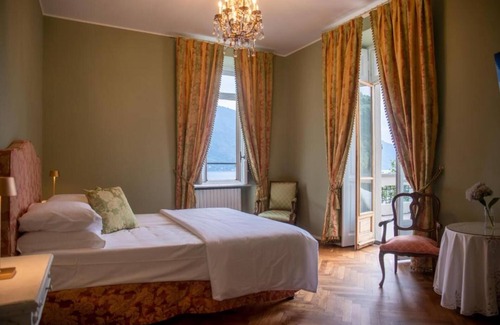 Cannobio Cama Y Desayuno | Habitación 'Camilla' con terraza privada, jardín compartido y Wi-Fi