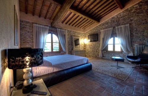 Santa Cristina a Mezzana Cama Y Desayuno | Room in B&B - Room Overlooking the Vineyards and Florence