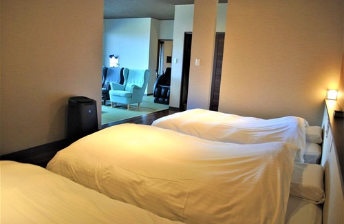 Ichinoseki Hotel | Room with cypress bath BalconyWestern style room / Ichinoseki Iwate