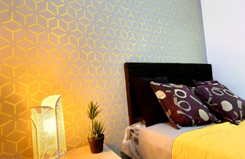 Santa María la Ribera Hotel | ROOMIES HOSTEL - Santa Maria La Ribera