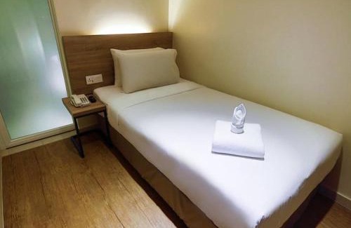 Pekan Melayu Hotel | Rooms By Rocana