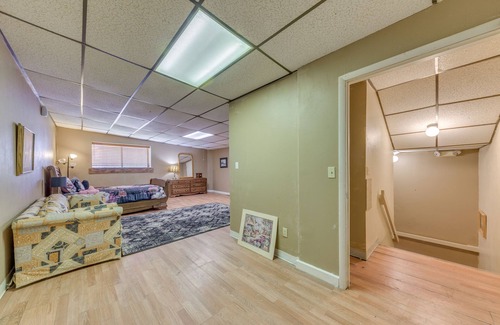 Ruidoso Apartamento | Roomy Ruidoso Apartment w/ Patio + Grills!