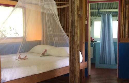 Marigot Cabina | Roots Jungle Retreat