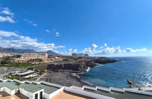 Callao Salvaje Apartamento | ROSA DE MAR 1 - parking, pool, beachfront, tv channels