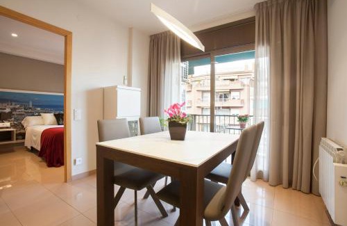 El Camp de l'Arpa del Clot Apartamento | Rosselló Apartment