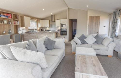 Ryde Casa | Rowan a welcoming countryside lodge