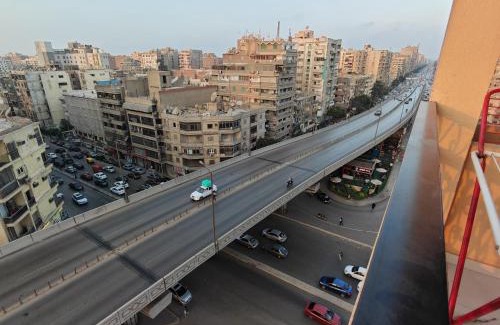 Az-Zaytun Apartamento | Roxy Square Apartment