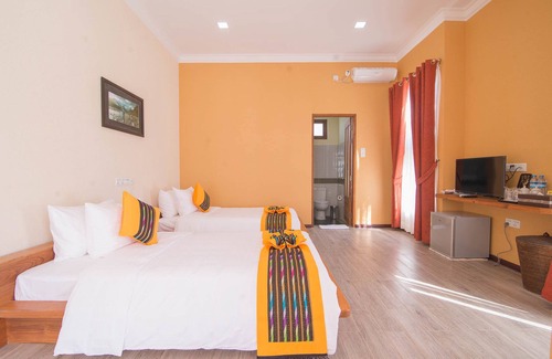 Kalaw Hotel | Royal Airstrip Hotel