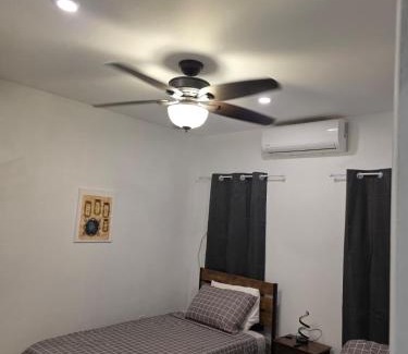 Old Towne Apartamento | Royal - Chez Mango Villa