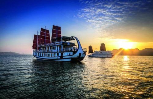 Ha Long Alquiler De Eote | Royal Cruise Halong Bay