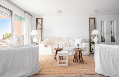 Sotogrande Apartamento | Royal Front Beach Apartment