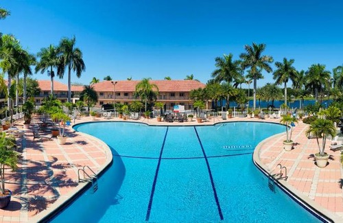 Royal Palm Beach Hotel | Royal Inn Hotel